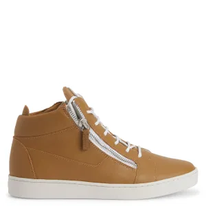 Giuseppe Zanotti Kriss