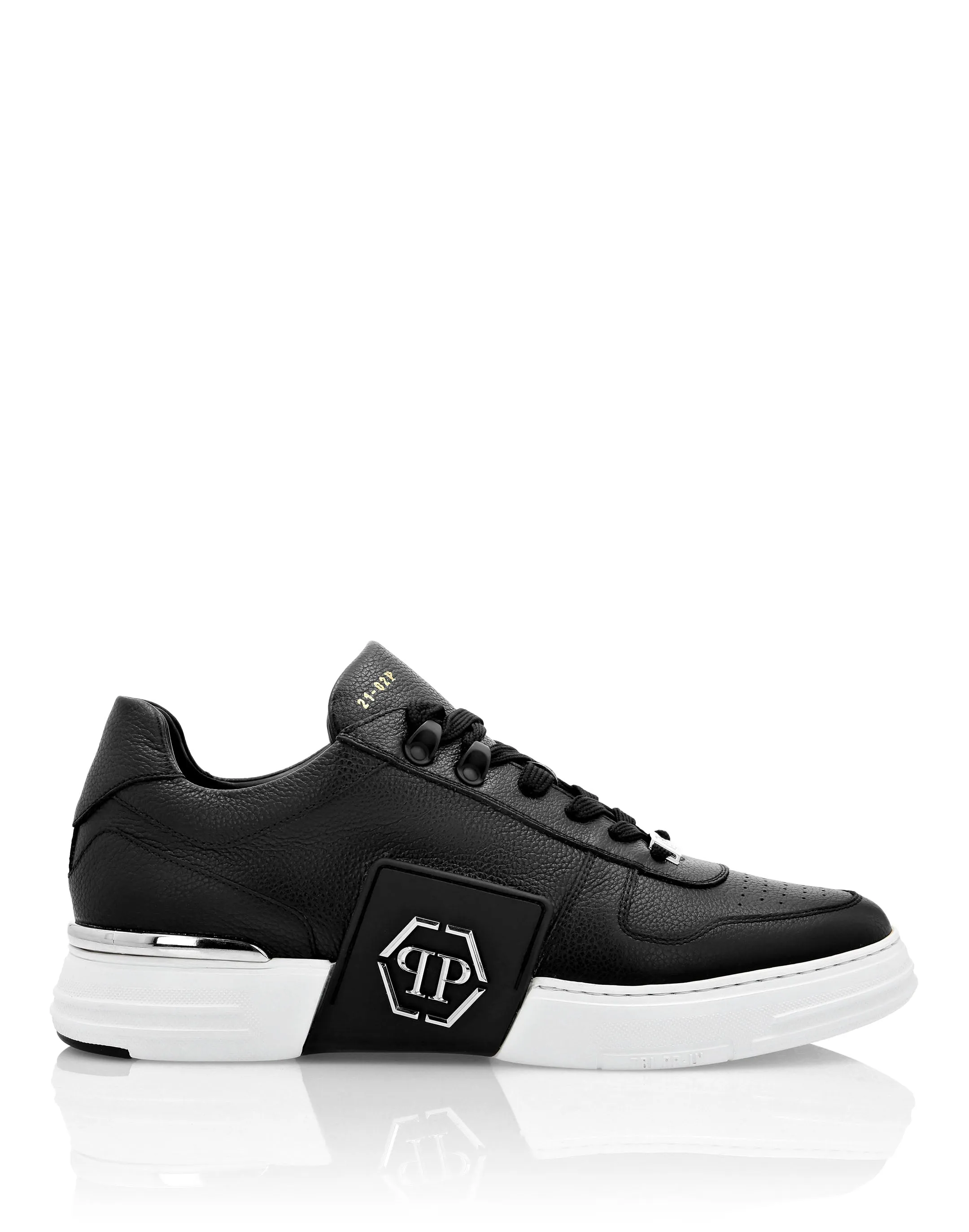LO-TOP SNEAKERS PHANTOM KICK$ LEATHER Platinum HEXAGON