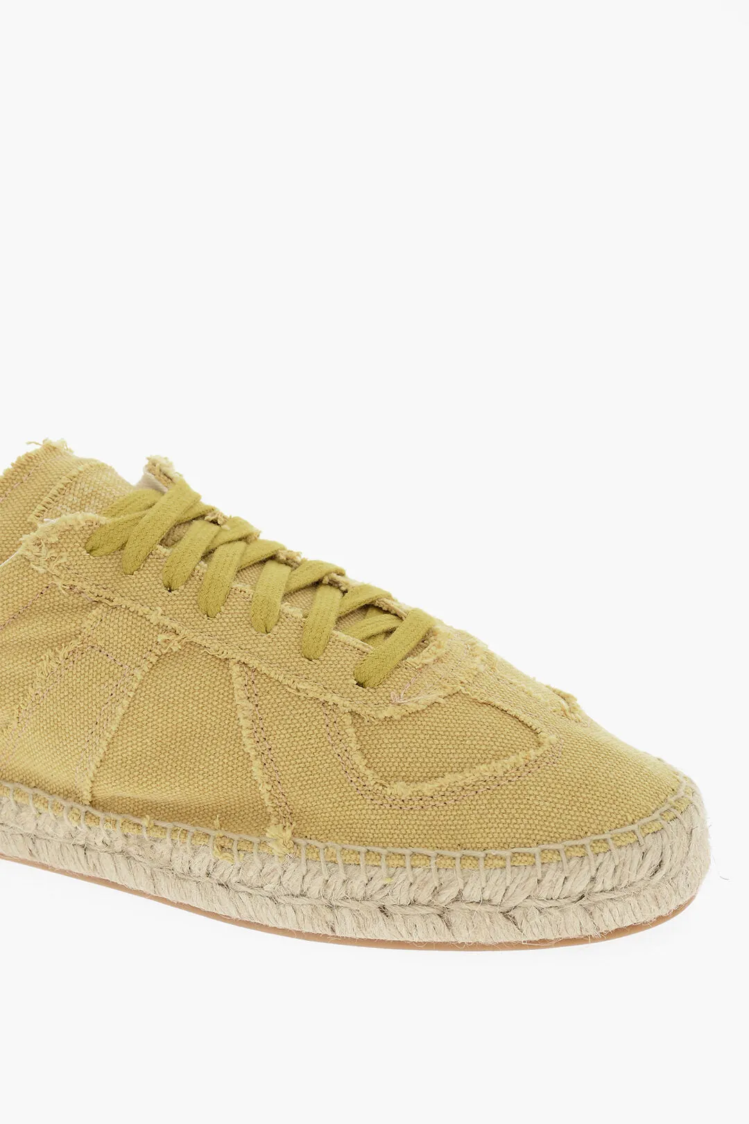 Maison Margiela Mm22 Low-Top Vintage Effect Sneakers With Juta Sole