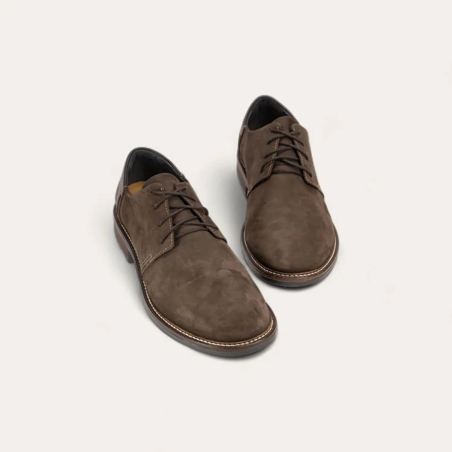 Men's Chief Shoes - Medium In Oily Brown
