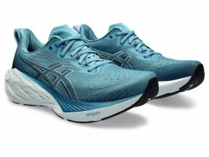 Men's Novablast 4 Running Shoes - Wide Width In Blue Teal/evening Teal