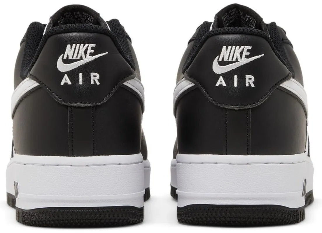 Nike Air Force 1 '07 Low White Swoosh Panda