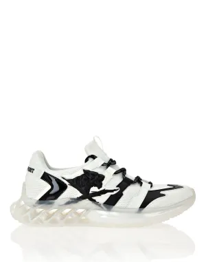Runner Tiger cross