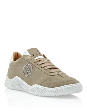 Suede Runner