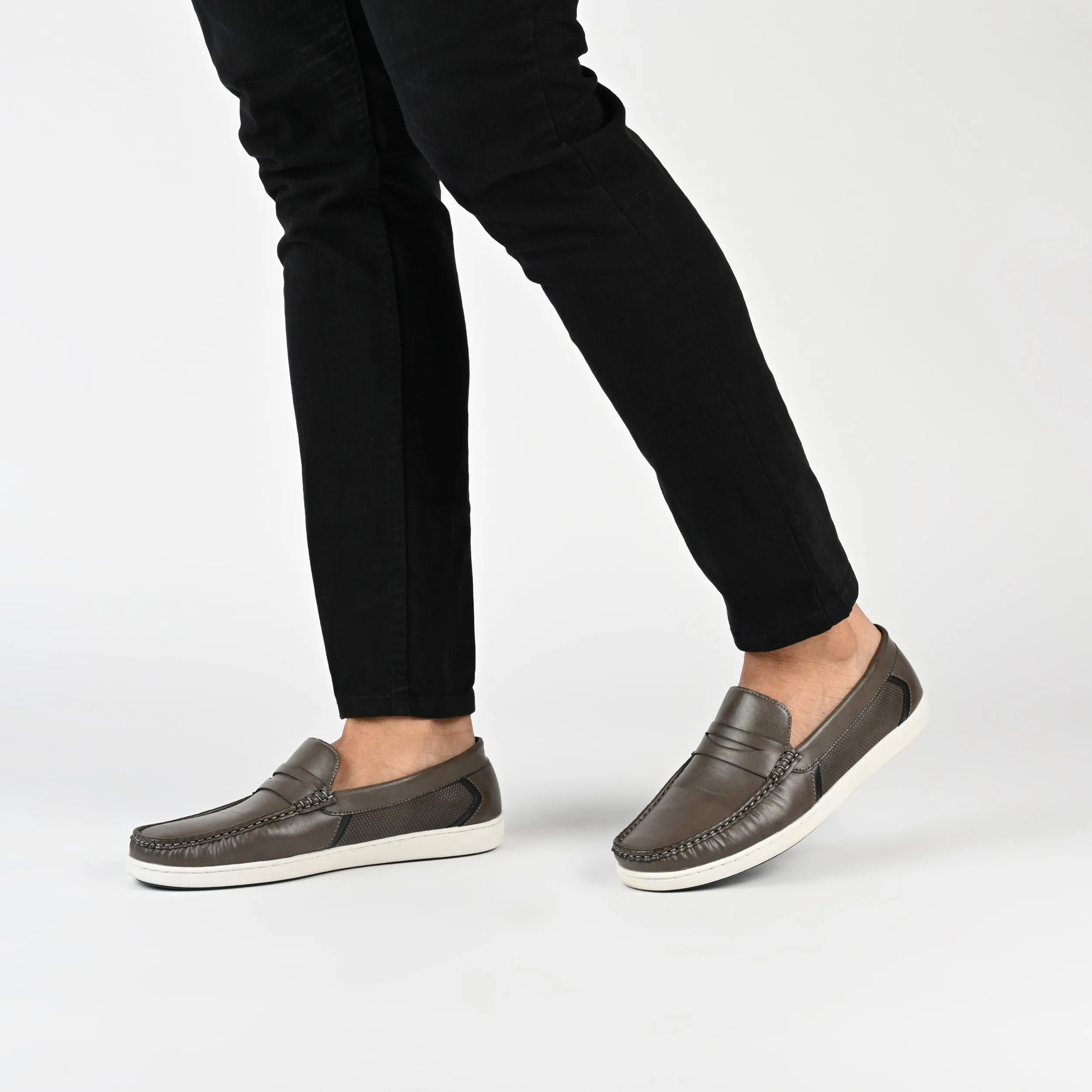 Vance Co. Danny Penny Loafer